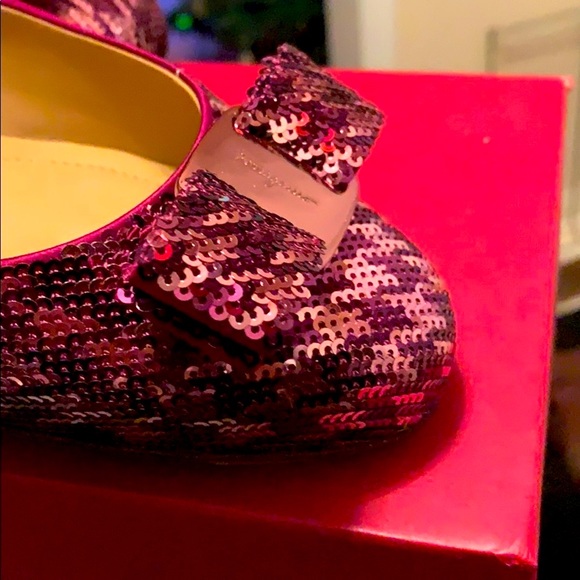 Brand new Salvatore Ferragamo flats - Picture 4 of 6